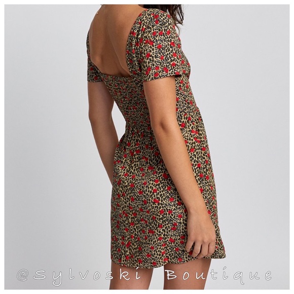 🔥RVCA FENCED DRESS NWT - Picture 4 of 9